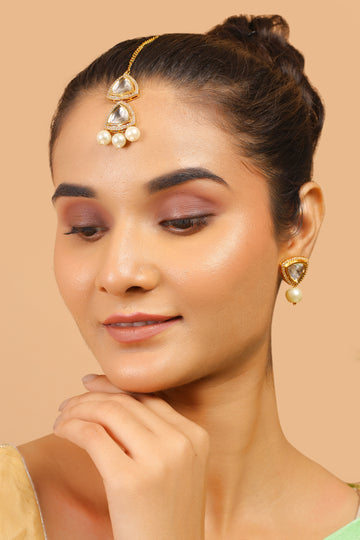 Handcrafted Kundan Polki Earrings & Maang Tikka Set